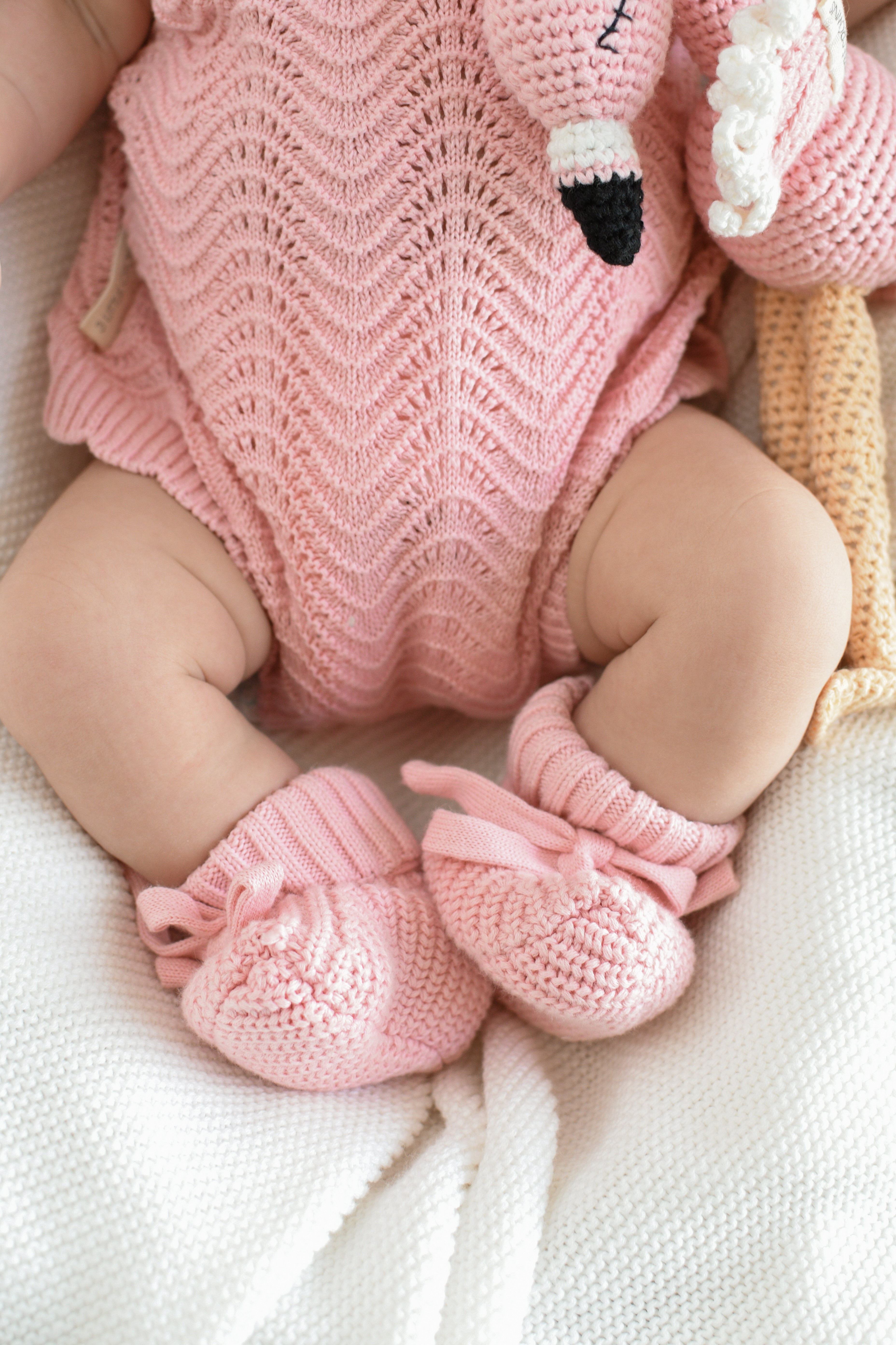 Textured Knit Booties - Pink